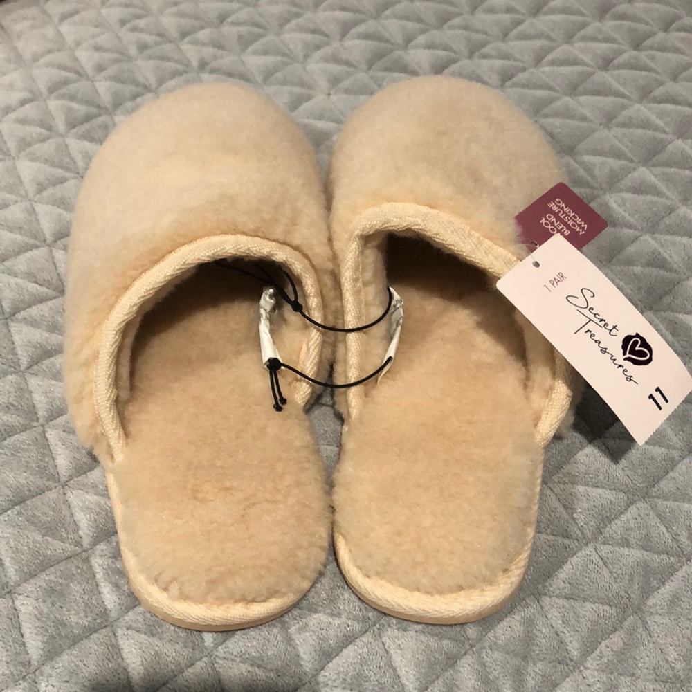 🤩🤩Women's Fluffy Slippers Sale🤩🤩
